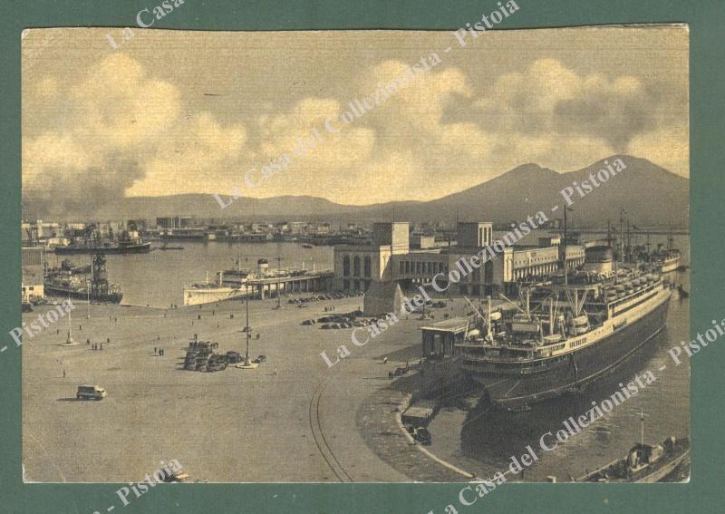 Campania. NAPOLI. Stazione marittima. Cartolina d'epoca viaggiata nel 1957