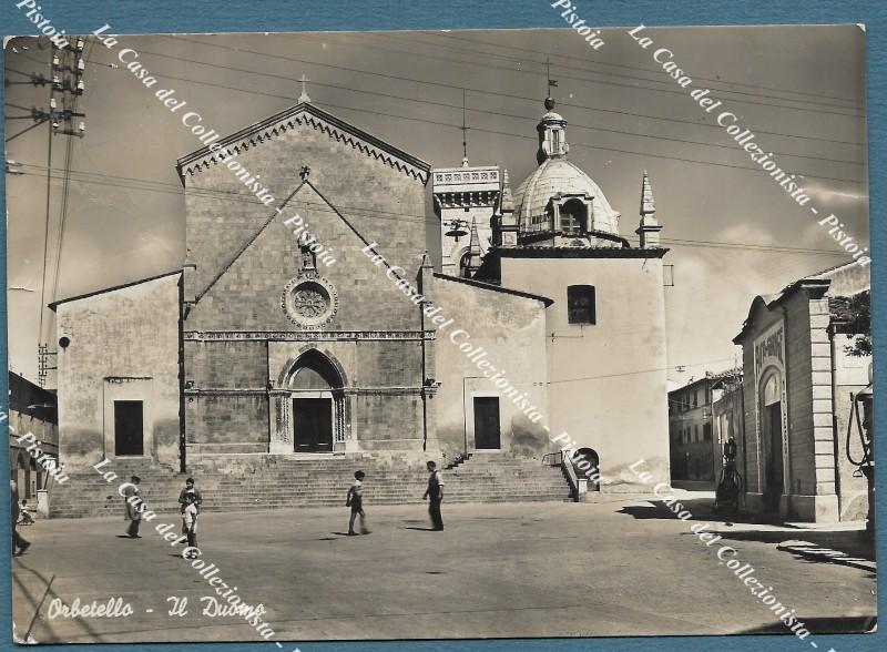 ORBETELLO, Grosseto. Il Duomo. Cartolina viaggiata nel 1957.