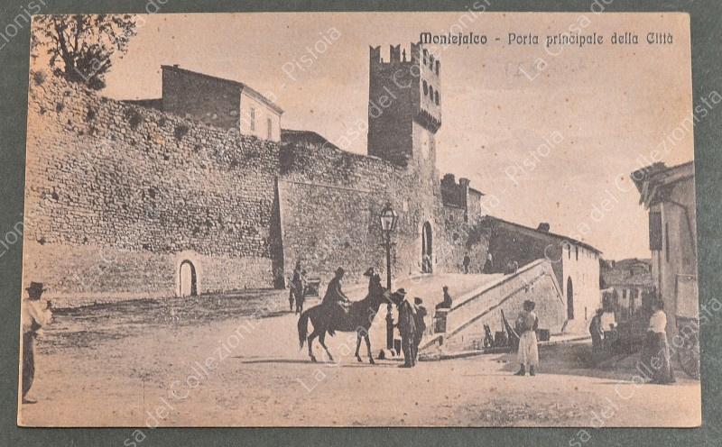 MONTEFALCO, Perugia. Porta principale. Cartolina d'epoca circa 1910
